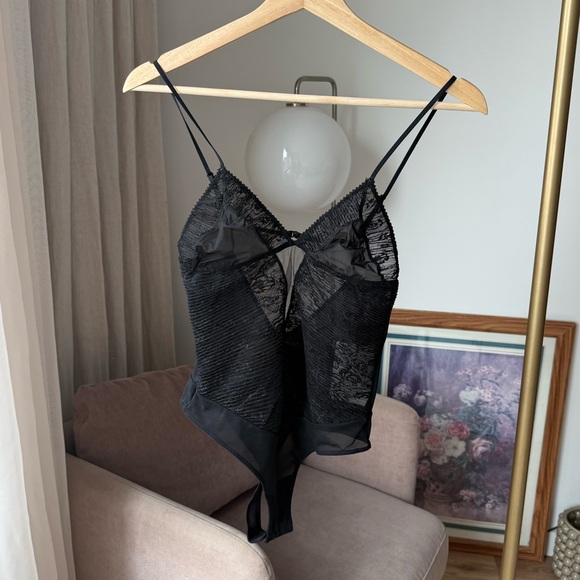 Pleated Lace Bodysuit with Floral Embroidery, Black, Zara, M, NWT - Picture 2 of 12